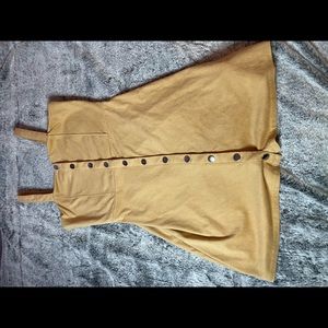 brown button dress